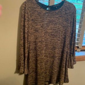 Mary & Mable Keyhole Sweater